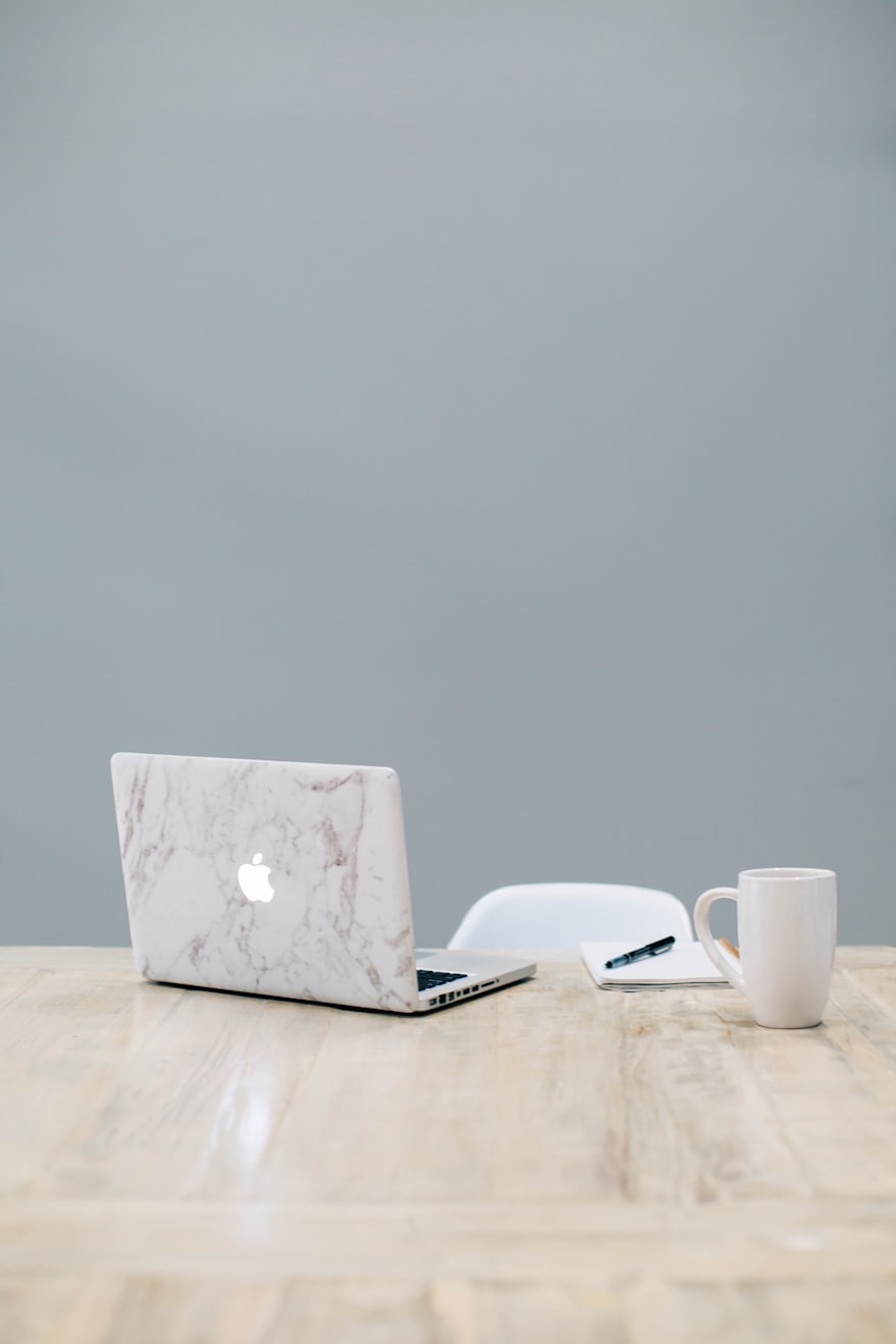 Four Step Value Bridge: Online Courses That Make Money Without Expert Gates — Knowledge Monetization & Online Courses guide cover